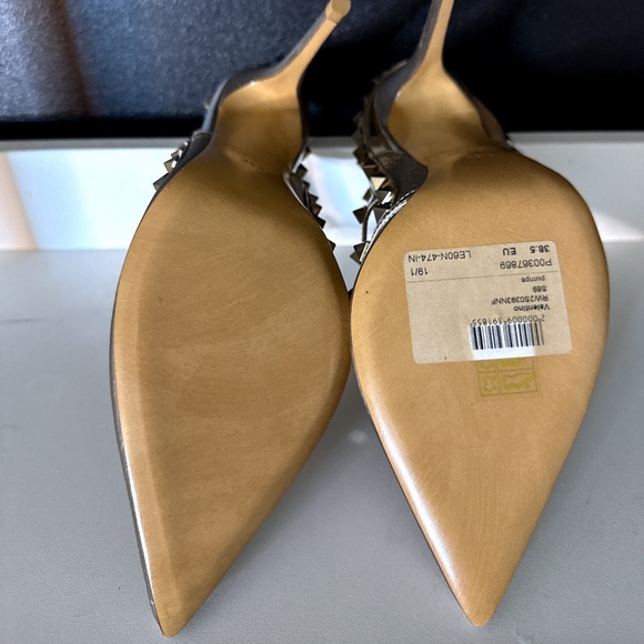 Valentino Rockstud Metallic Leather Heels – NEW – Full Set Included - Picture 7 of 11